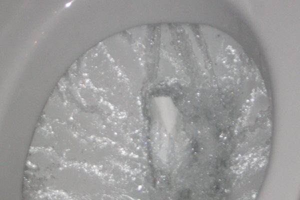 Spülkasten einer Toilette